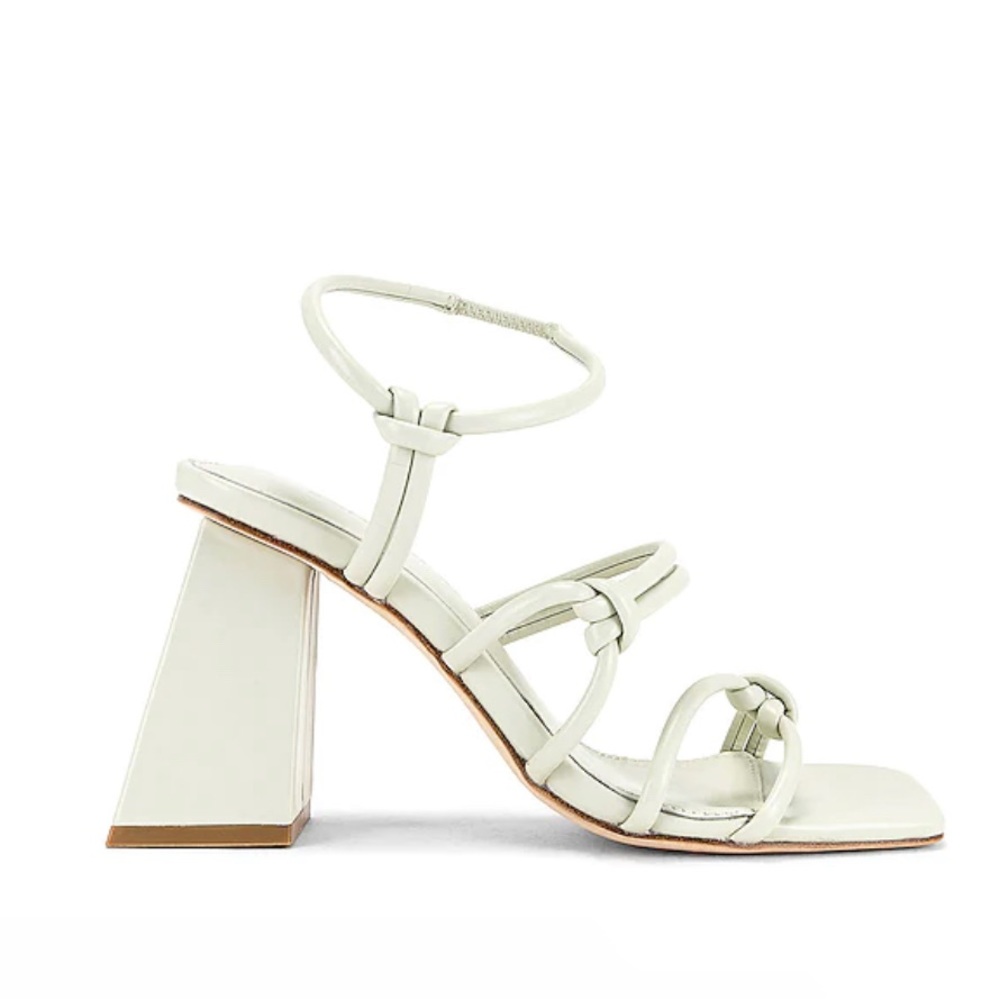 Song of Style Noelle Heel in Ivory Size 7.5